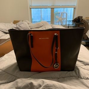 Michael Kors bag (brown/orange) in great condition